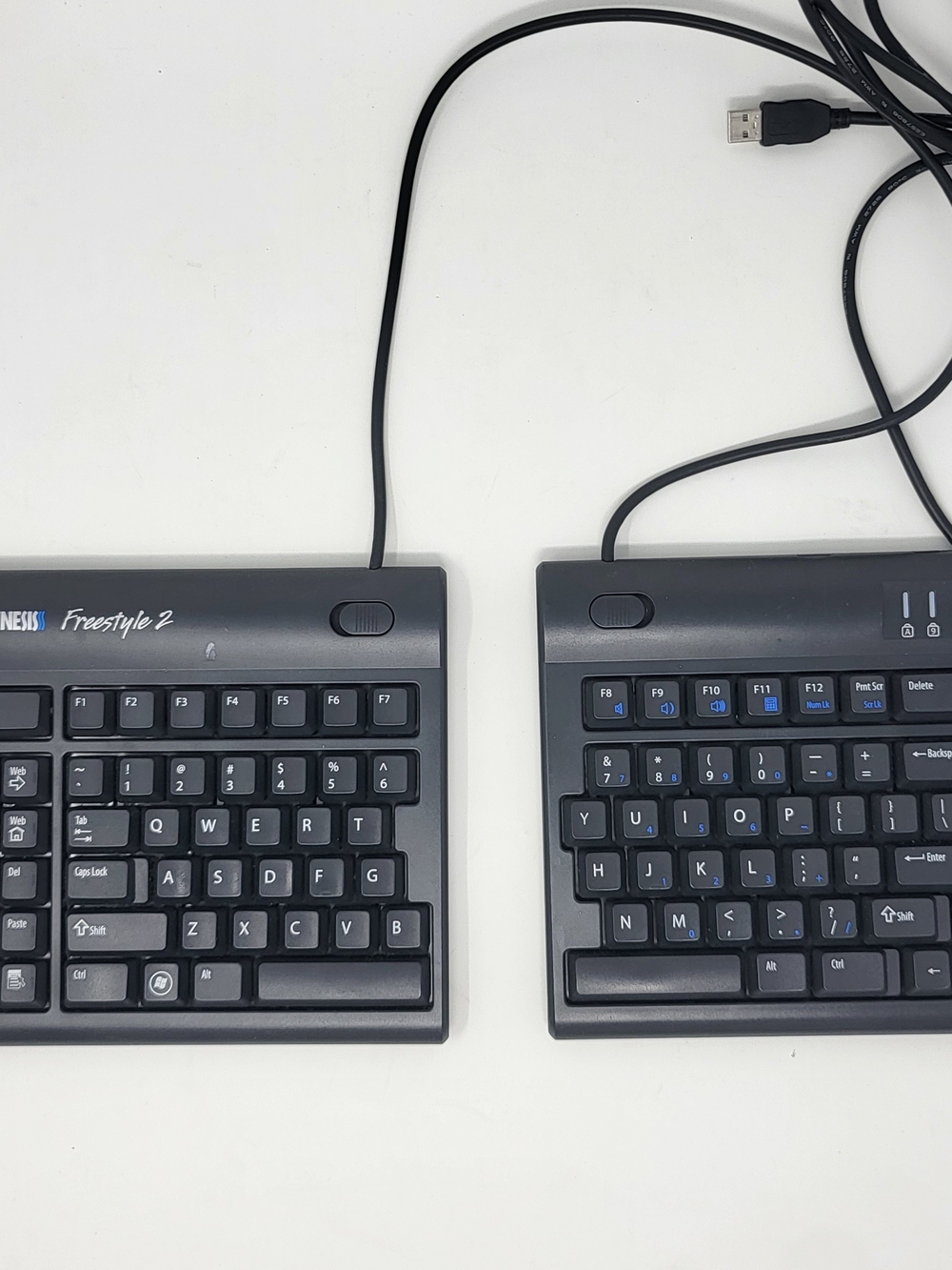 Freestyle 2 Split Wired Keyboard – Black